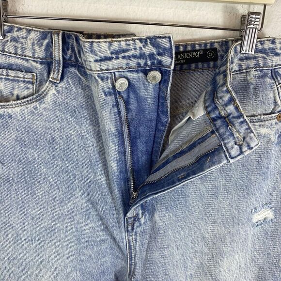 NWT Blank NYC Women's Size 29 The Baxter‎ Ribcage Straight Leg Jeans Overlap Rip - Picture 4 of 9